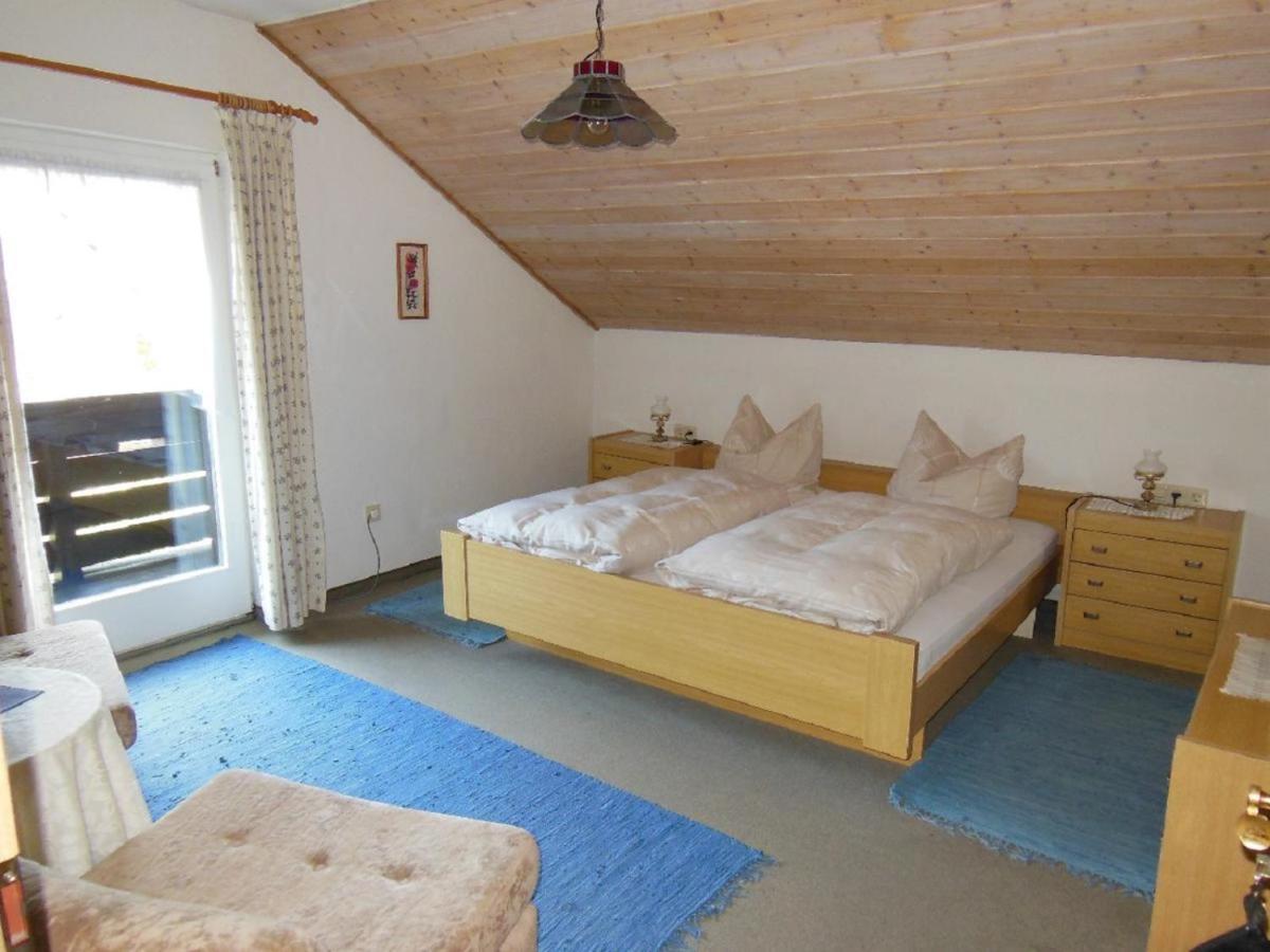 Pension Haus Anne โบเดนไมส์ ภายนอก รูปภาพ
