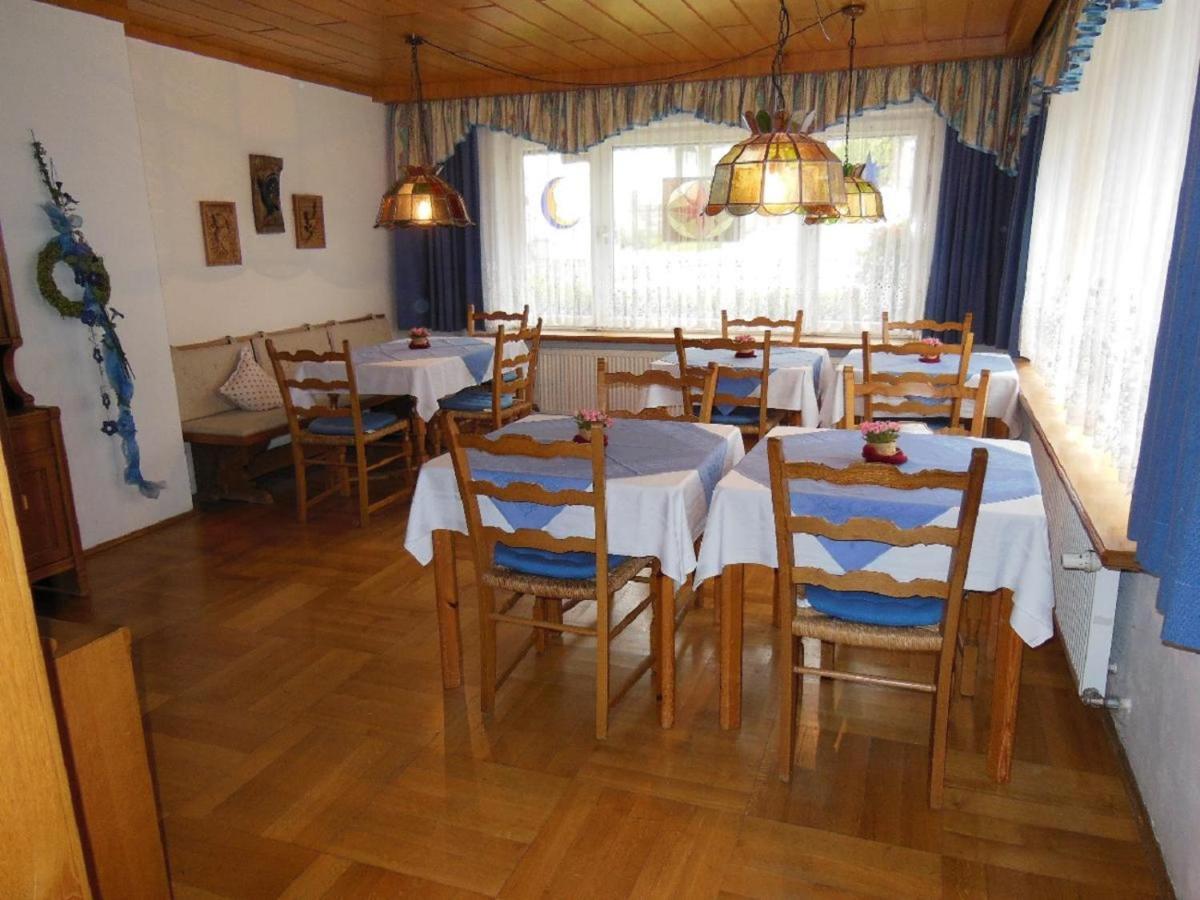 Pension Haus Anne โบเดนไมส์ ภายนอก รูปภาพ